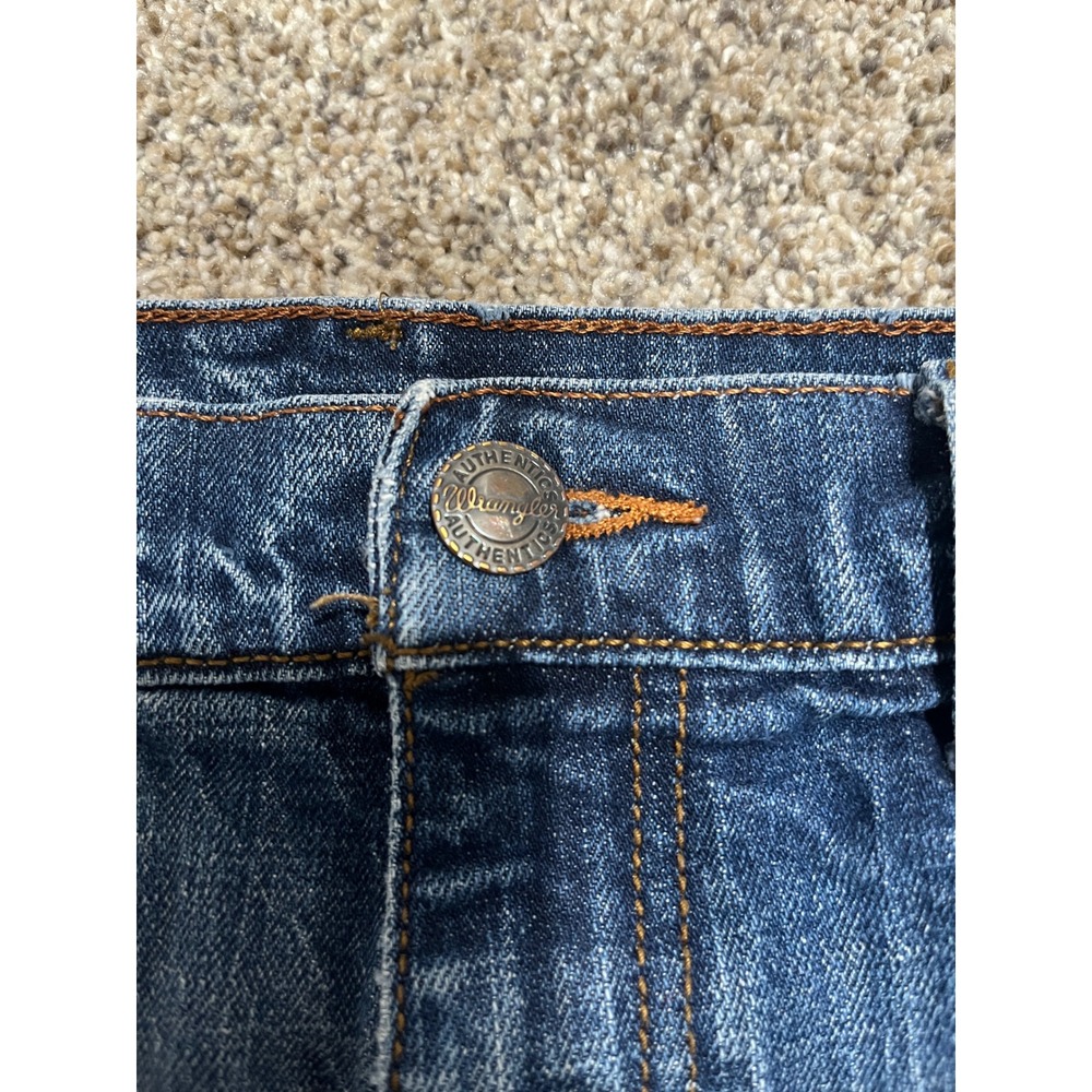 Wrangler Authentics Mens Straight Leg Jeans Blue Denim Medium Wash 32x30 - Picture 3 of 9